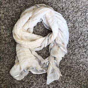 Aeo scarf